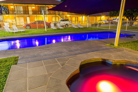 Advance Motel - Maitland Accommodation 0