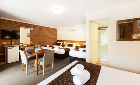 Advance Motel - Maitland Accommodation 2