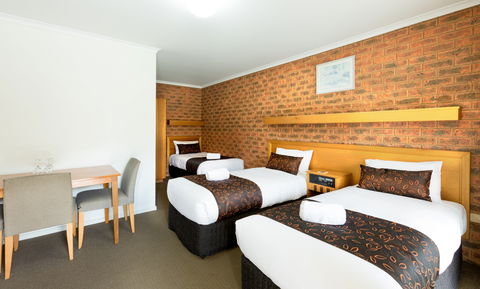 Advance Motel - Maitland Accommodation 5