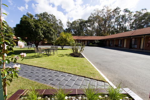 Advance Motel - Maitland Accommodation 7