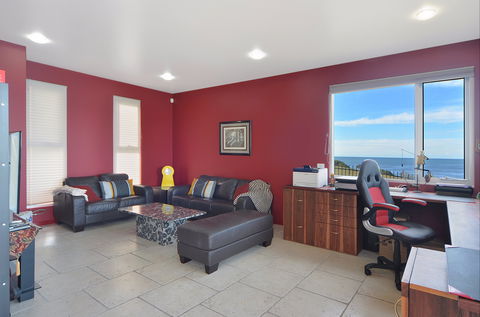 Albatross - Maitland Accommodation 6
