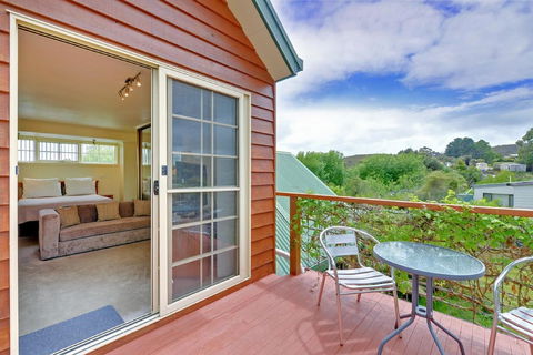 Aloft Boutique Accommodation - Maitland Accommodation 1
