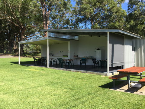 Emerald Tiki Village Caravan Park - Maitland Accommodation 1