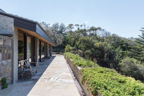 Gordon's Bay Retreat - Maitland Accommodation 2
