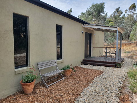 Huntly Lodge - Maitland Accommodation 1