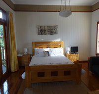 Le Piaf on Treasure Bed and Breakfast - Maitland Accommodation