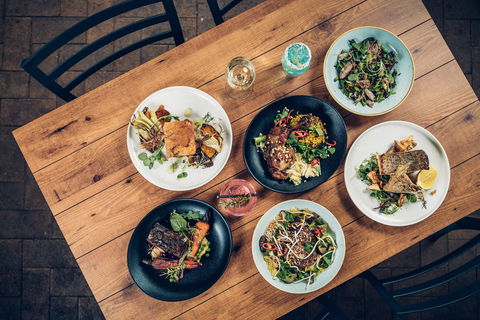 Mick O'Shea's - Maitland Accommodation 8