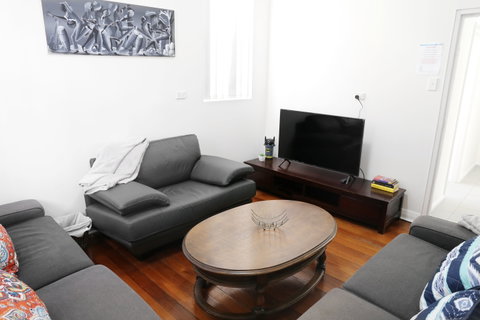 Myola Coogee Accommodation - Maitland Accommodation 5