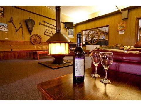 Snowy Mountains Resort - Maitland Accommodation 7
