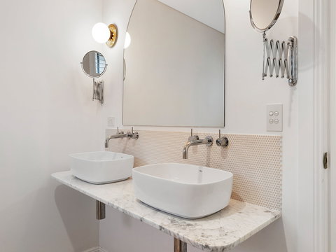 Sunset Beach - Summer Breeze - Maitland Accommodation 3