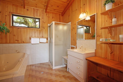 Until - Maitland Accommodation 5