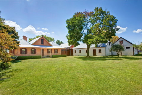 Vine Lodge Heritage Getaway - Maitland Accommodation 1