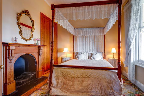 Abbey's Spa Cottage - Maitland Accommodation 0