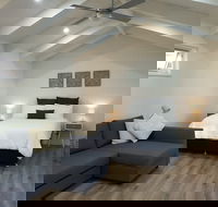 Alkira Garden Studios - Maitland Accommodation