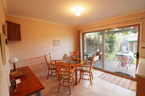 Alloway - Maitland Accommodation 2