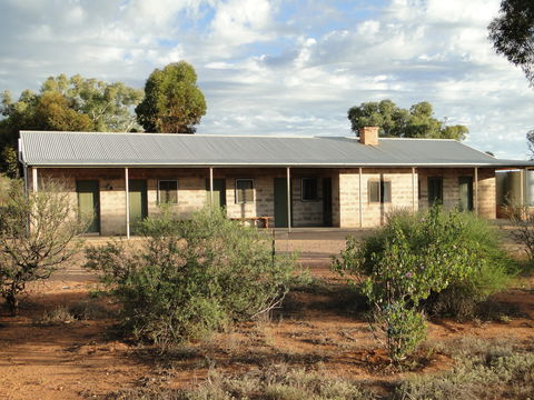 Alpana Station - Maitland Accommodation 0