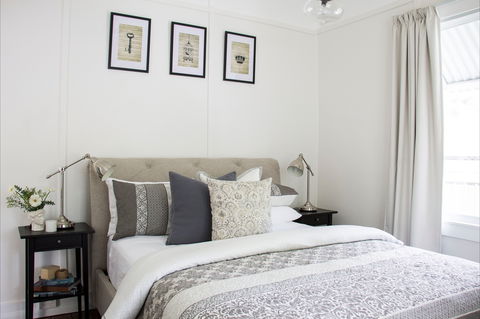 Anchored In Byron - Maitland Accommodation 1
