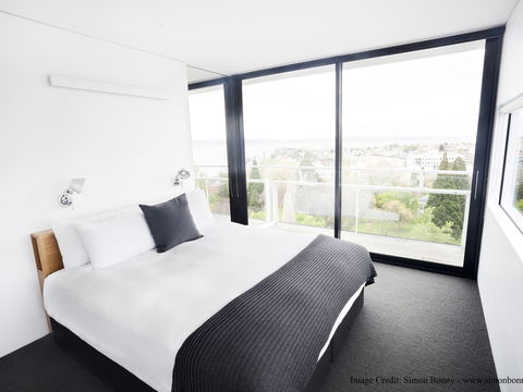 Avalon City Retreat - Maitland Accommodation 2