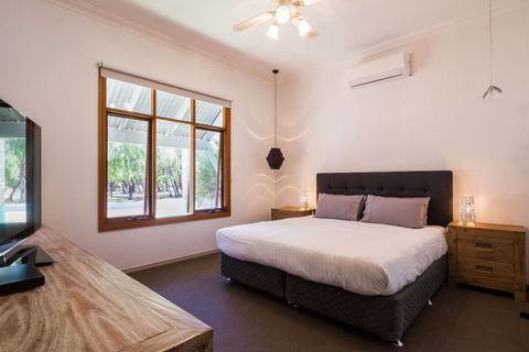 Baudin On Bay - Maitland Accommodation 5