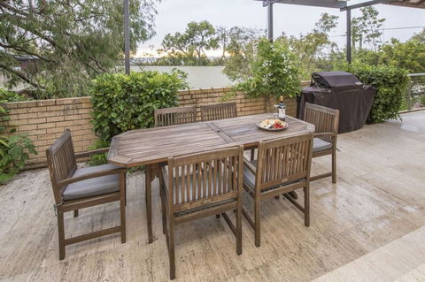 Bay Heaven - Maitland Accommodation 8