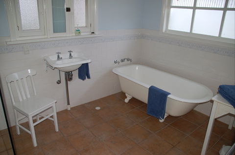 Bethany Reserve Cottage - Maitland Accommodation 6