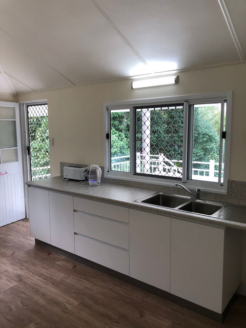 Daggoombah Holiday House - Maitland Accommodation 6