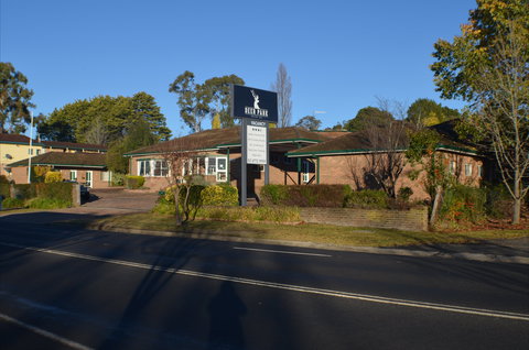 Deer Park Motor Inn Armidale - Maitland Accommodation 0