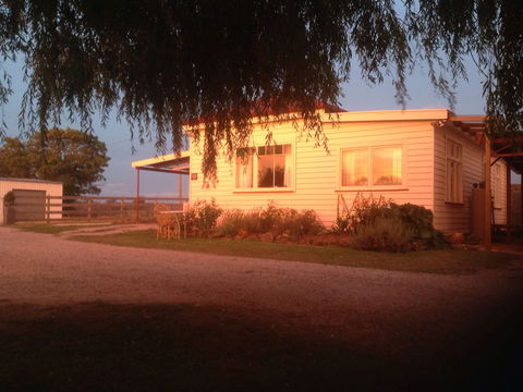 Fairview Bed And Breakfast Cottage - Maitland Accommodation 1