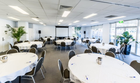 Pacific Suites Canberra - Maitland Accommodation 8