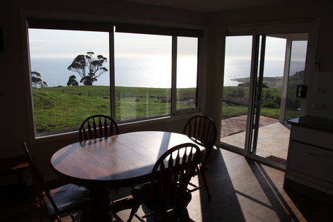 Seaside Farm Retreat - Maitland Accommodation 0