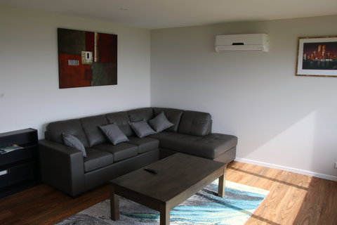 Seaside Farm Retreat - Maitland Accommodation 1