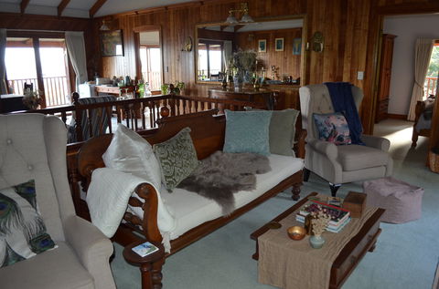 The Peak Forest Retreat - Maitland Accommodation 9