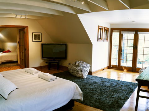 Thiele House Retreat - Maitland Accommodation 5