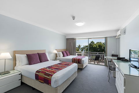 Airlie Beach Hotel - Maitland Accommodation 2