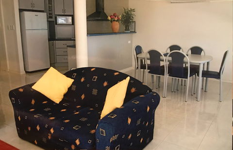 Ambience Apartments - Maitland Accommodation 1