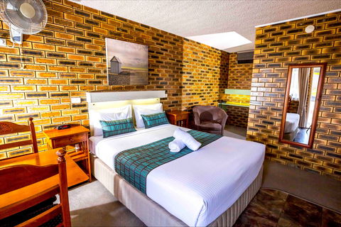 Apple And Grape Motel - Maitland Accommodation 2