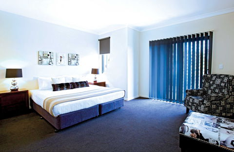 Astina Central Apartments - Maitland Accommodation 2