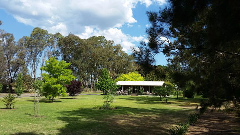 Camawald Coonawarra Cottage B&B - Maitland Accommodation 1