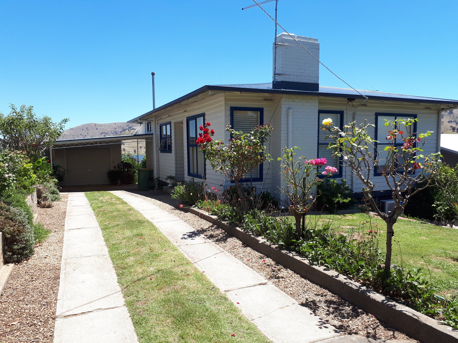 Tallangatta East ACT Maitland Accommodation