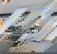 Kangaroo Island Salty Air Holiday  Apartments - Maitland Accommodation