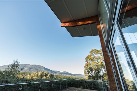 Macedon Ranges Hotel & Spa - Maitland Accommodation 2