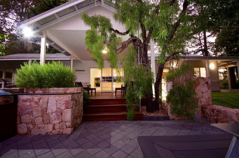 Marri House - Maitland Accommodation 0