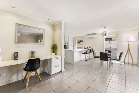 Mount Gambier Apartments - City Fringe Apartment A - Maitland Accommodation 2