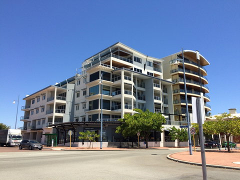 Rockingham Apartments - Maitland Accommodation 0
