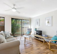 Shearwater at Shoal Bay Cottage One - Dogs Welcome - Maitland Accommodation
