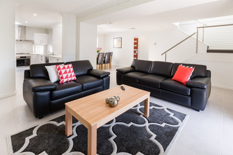 Wallsend Executive Apartments - Maitland Accommodation 1