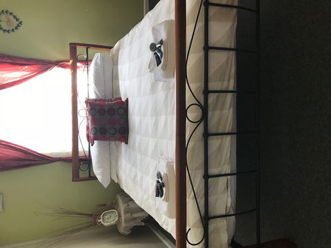 Anderl's Beach Cottage - Maitland Accommodation 2
