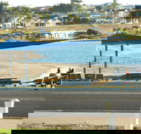 API Pelican Beach Front Apartments Kalbarri - Maitland Accommodation
