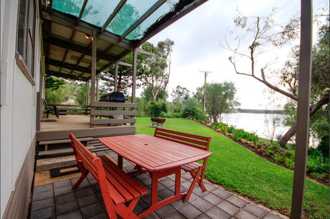 Aruma River House - Maitland Accommodation 2