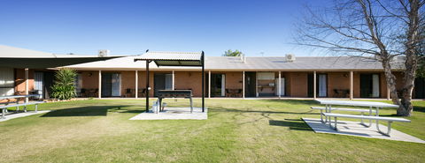 Ashleigh Court Motor Inn - Maitland Accommodation 2